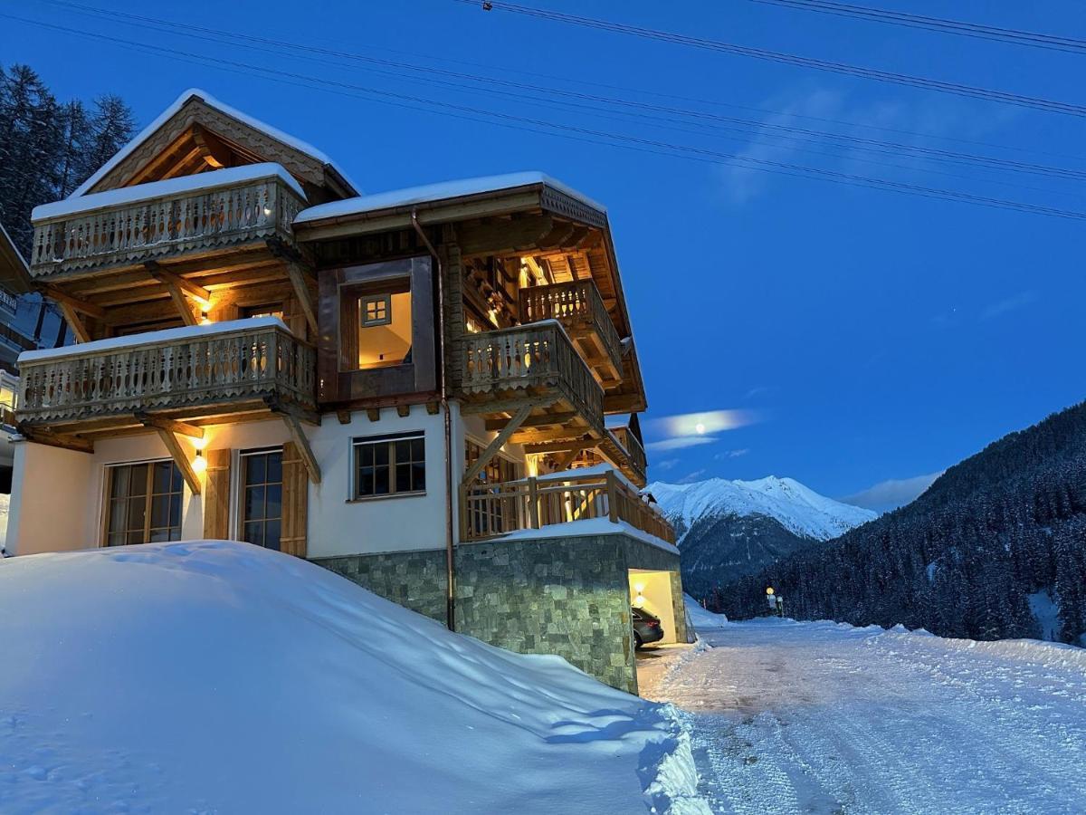 Samnaun, Chaletdmot Bagian luar foto